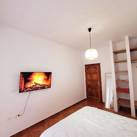 Villa Baka 14 Дуррес Екстер'єр фото